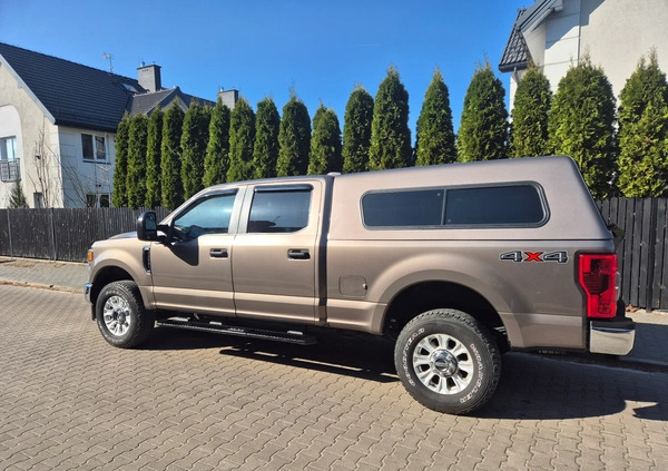 Ford F250 cena 307500 przebieg: 39654, rok produkcji 2021 z Warszawa małe 529